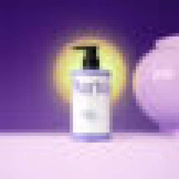 Зволожувальний лосьйон для тіла з маслом ши Purito Seoul Luminous Moisture Shea Butter Body Lotion Midnight Romance, 300 ml